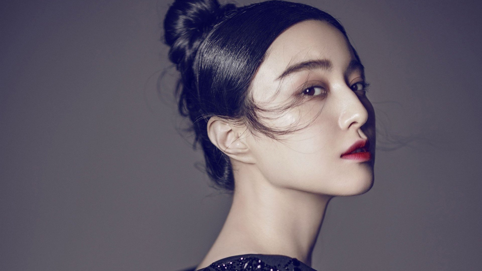 宇宙碰撞!字母哥狂砍50+20末节统治攻防,辽宁苦战加时憾负芝加哥