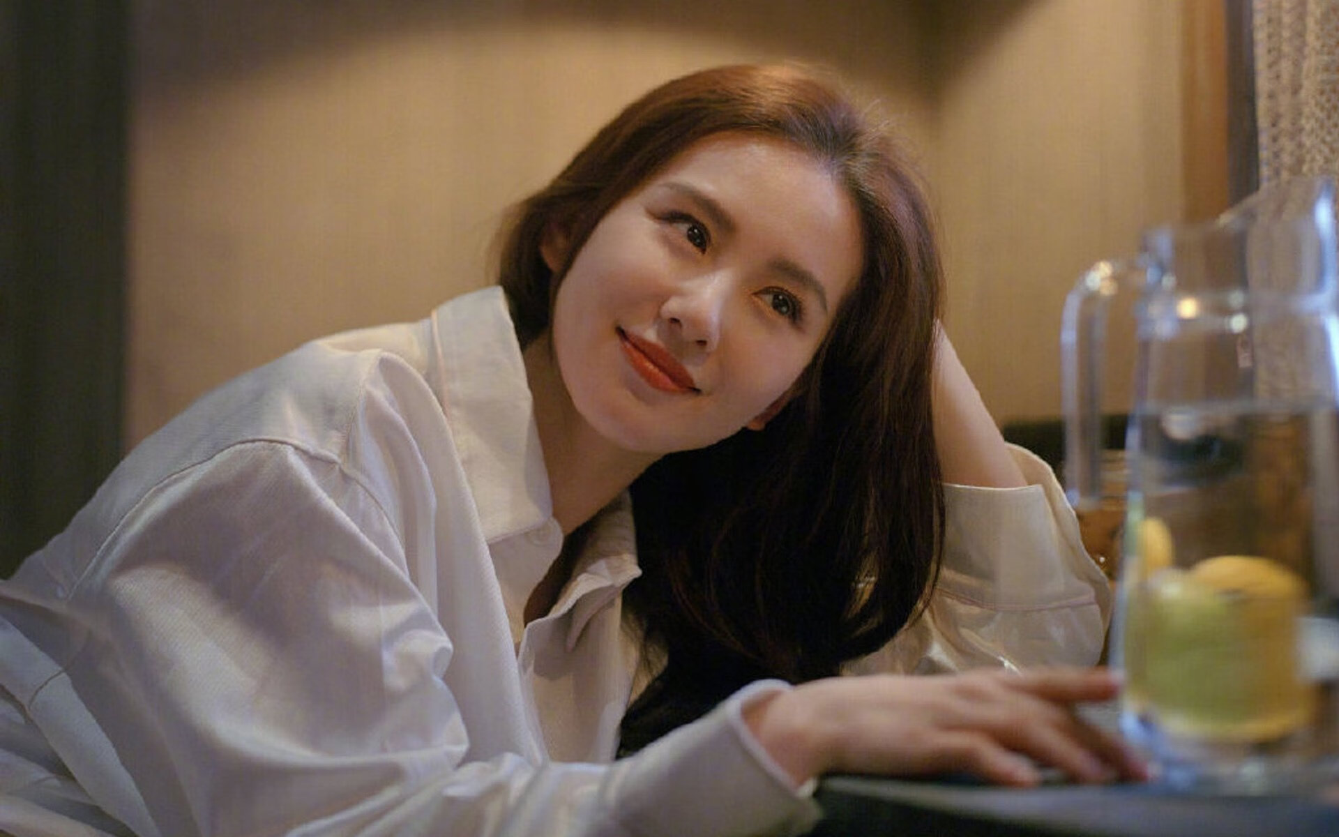 开云体育官网-技术性击倒，若日尼奥的中场交响乐如何引领里昂全面压制挪威